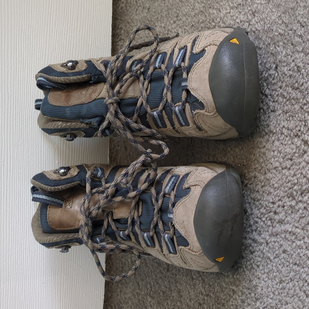 Keen Hiking Boots